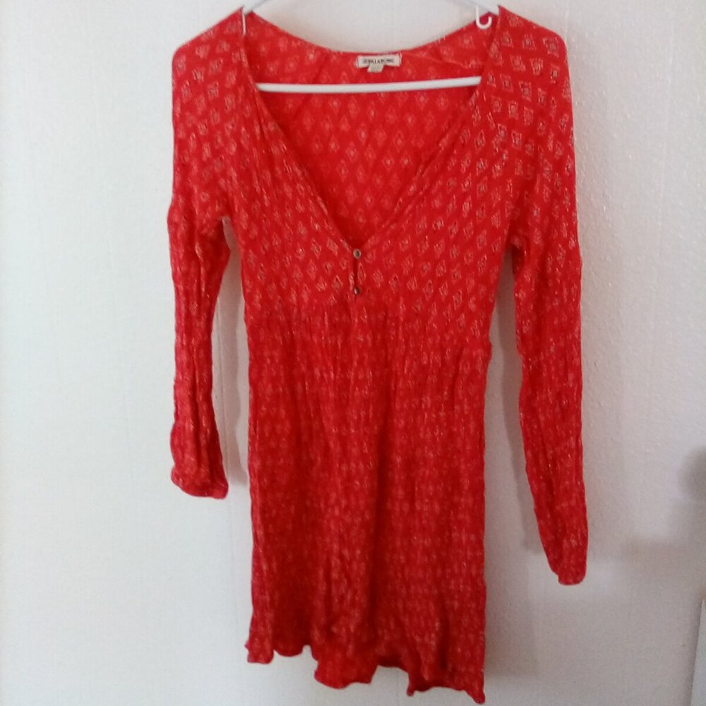 Billabong red shirt size XS